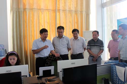 孫其泉考察南北花木網